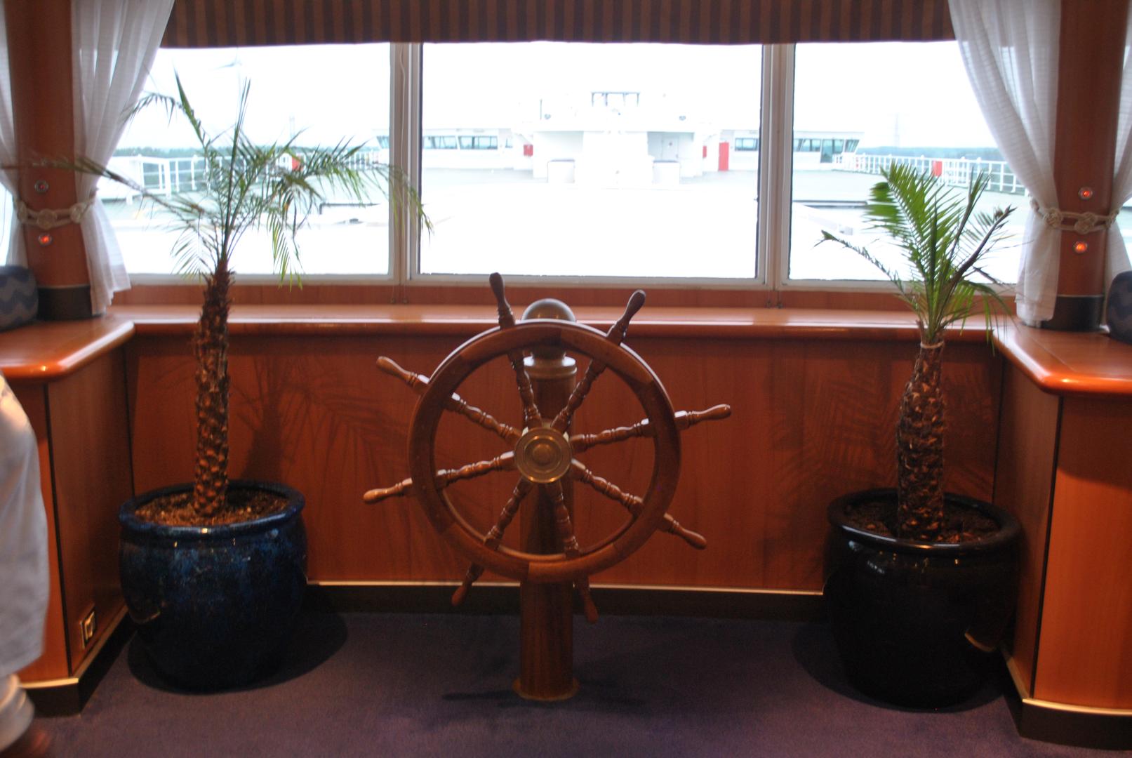 Bild  DSC 0002 wird geladen, bitte warten...