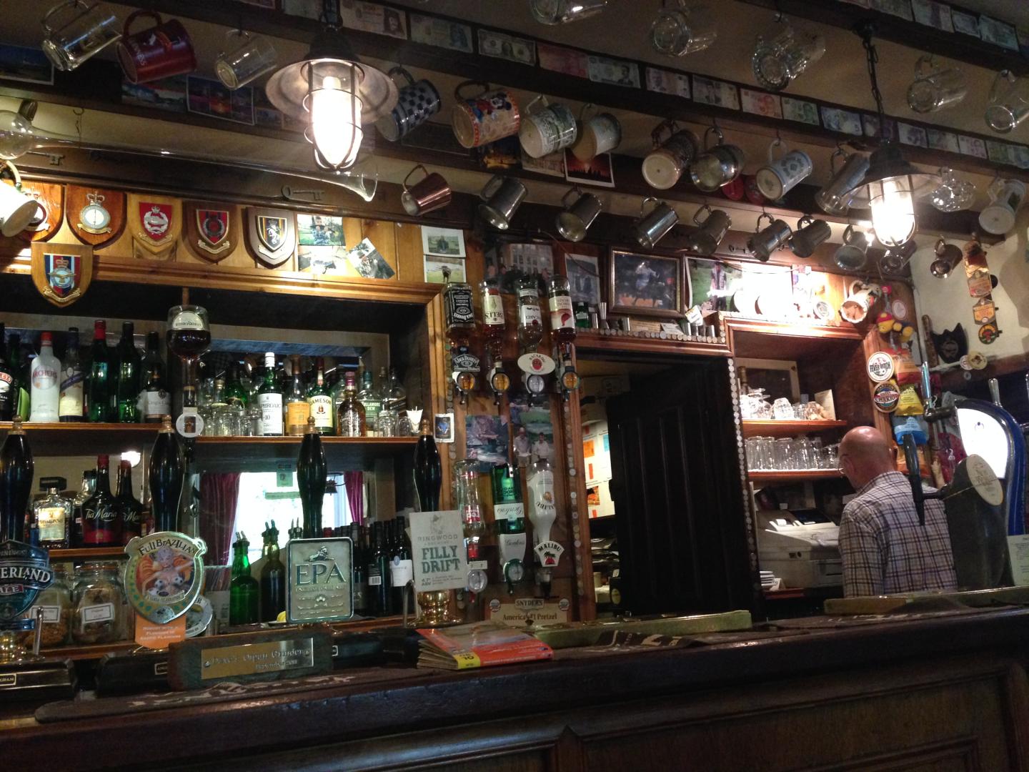 Bild  IMG 0328 wird geladen, bitte warten...