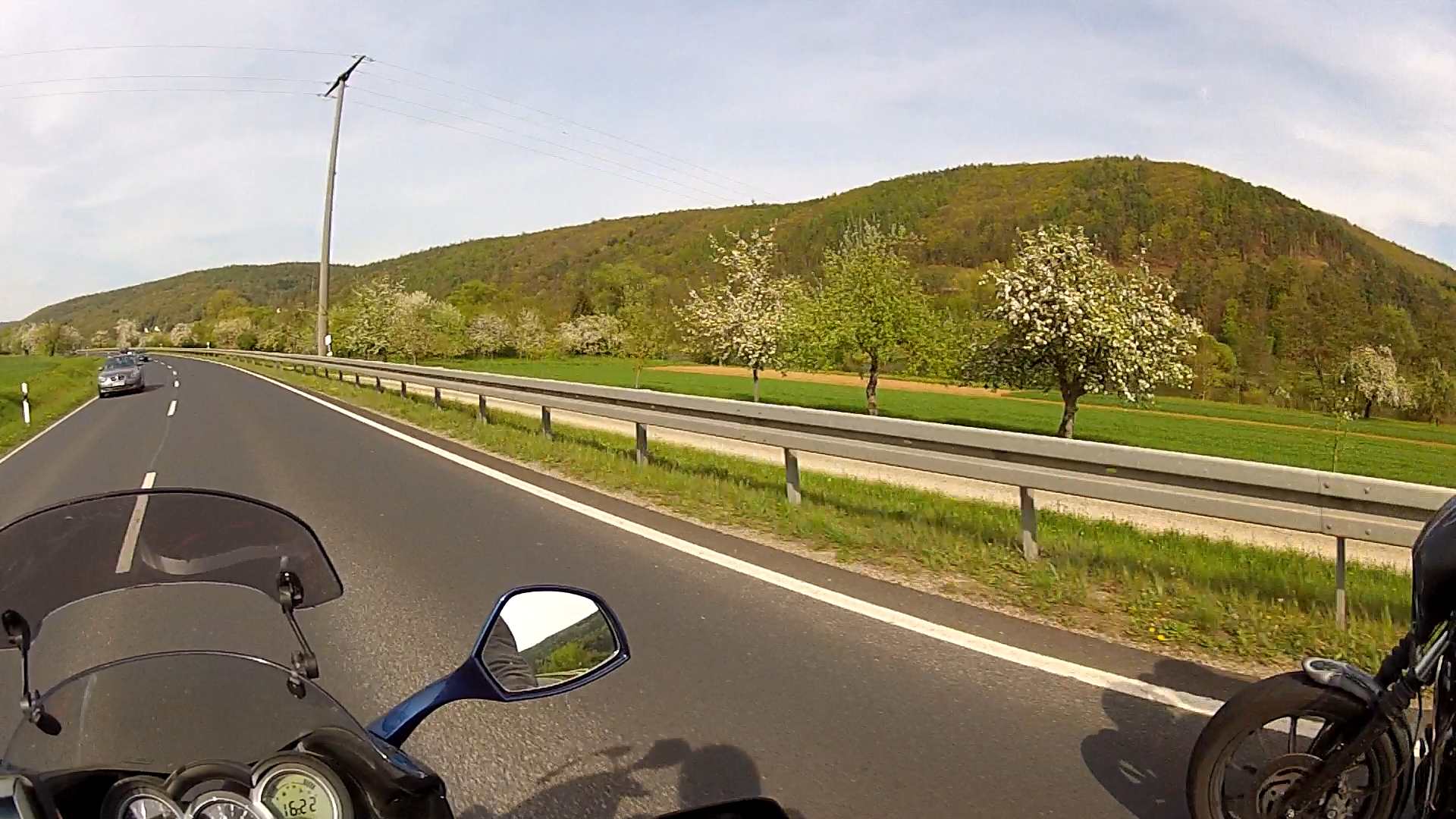 Bild  37 wird geladen, bitte warten...